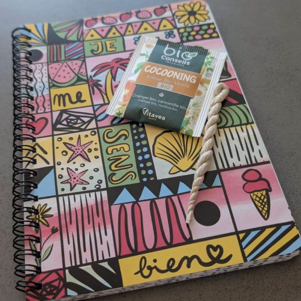 carnet abstrait couleurs ete et goodies